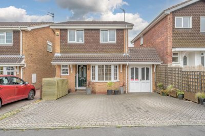 Property on Sherrans Dell, WV4 6RW