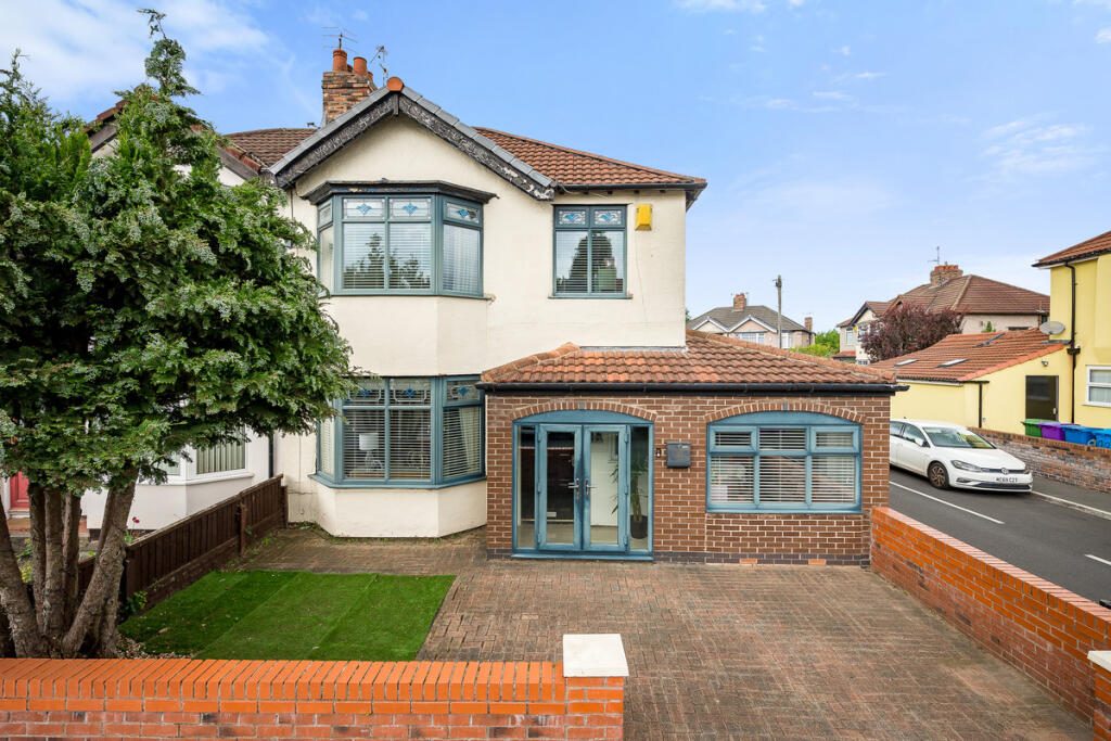 Property main image