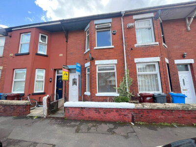 Property on South Street, M12 4DT