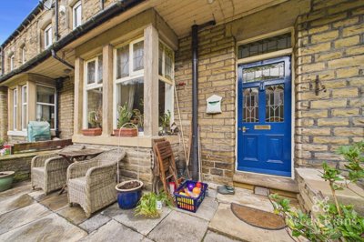 Property on Ingle Dene, HX7 6PQ