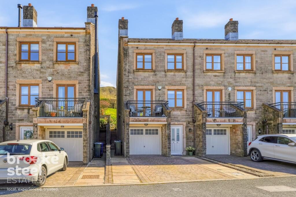 Town House