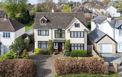 Property on Dunstable Road, AL3 7BE