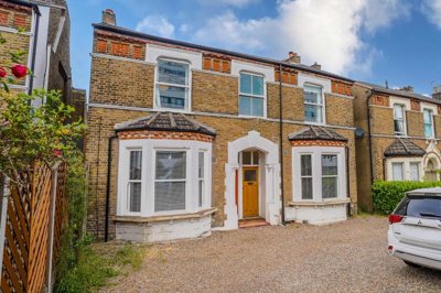 Maisonette