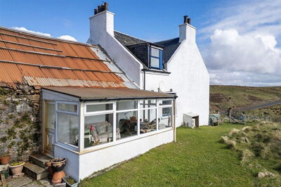 Property on PA42 7AX