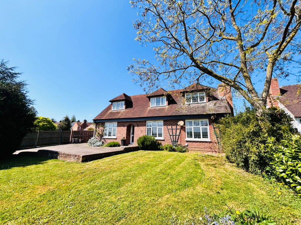 Property main image