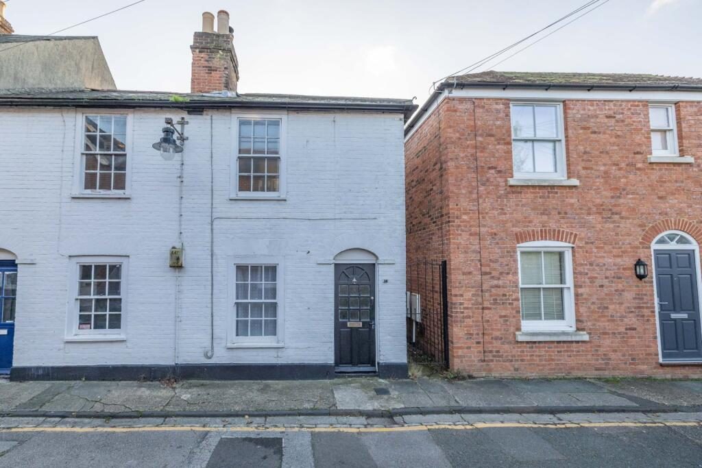 Terraced House