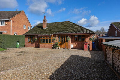 Property on Bridgnorth Road, DY3 4LJ