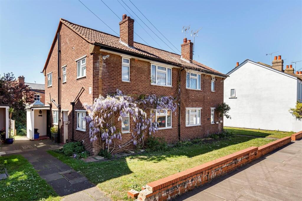 Property main image