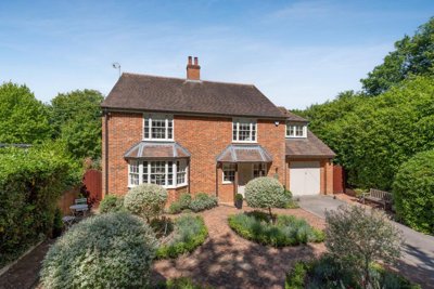 Property on Woodside Lane, SL4 2DW