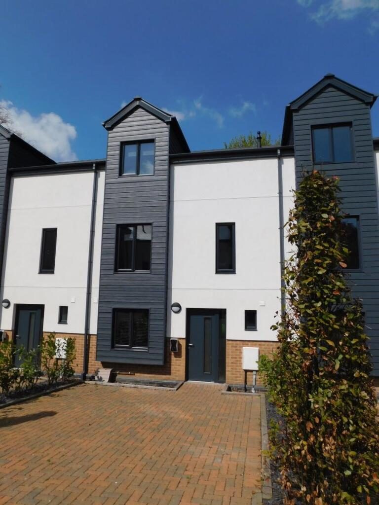 Terraced House