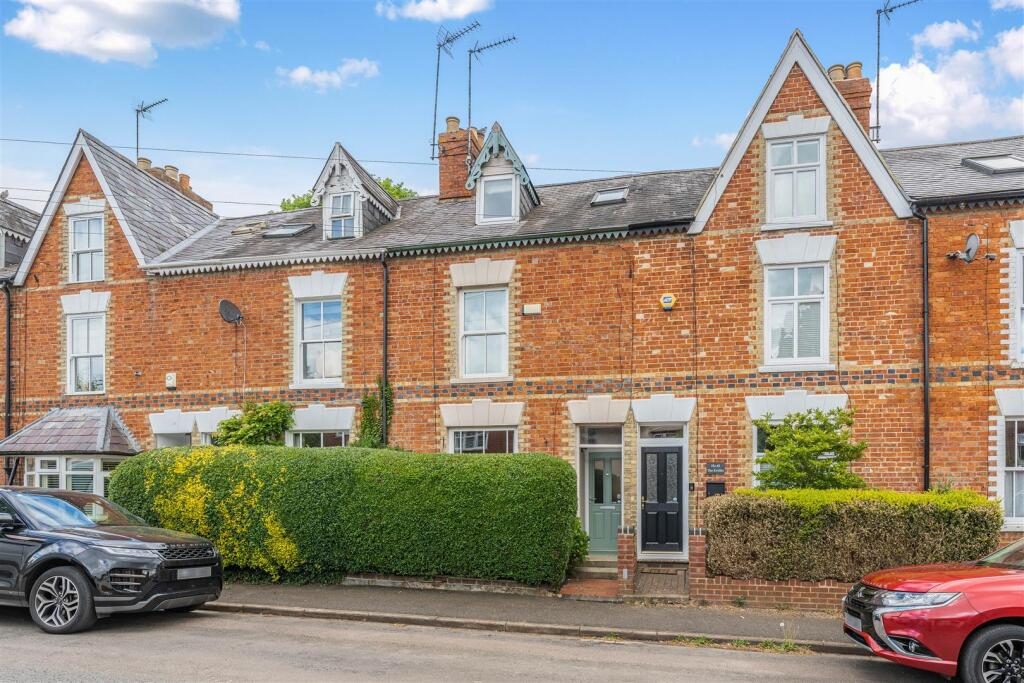 Terraced House