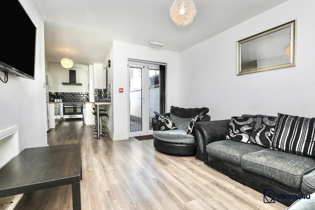 Terraced House