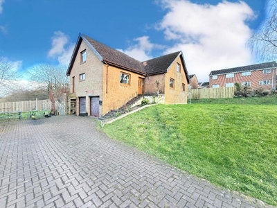 Property on Ochil View, FK1 2BH