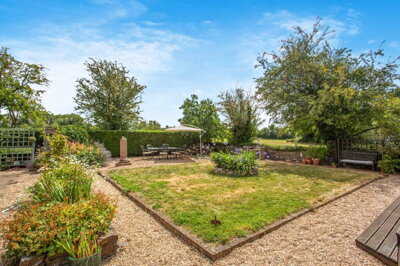 Property on Beach Road, NP10 8SH