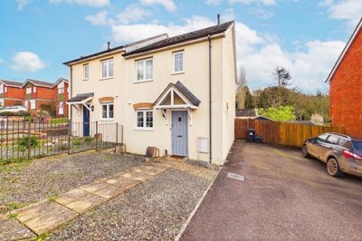 Property on Saxon Close, EX17 3DS