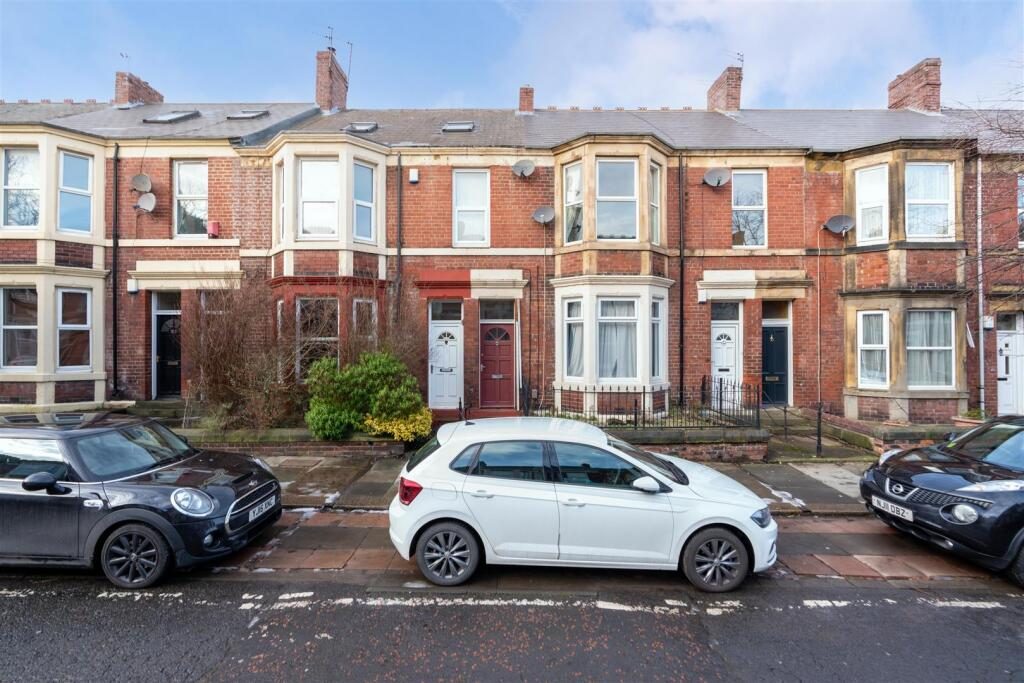 Property main image