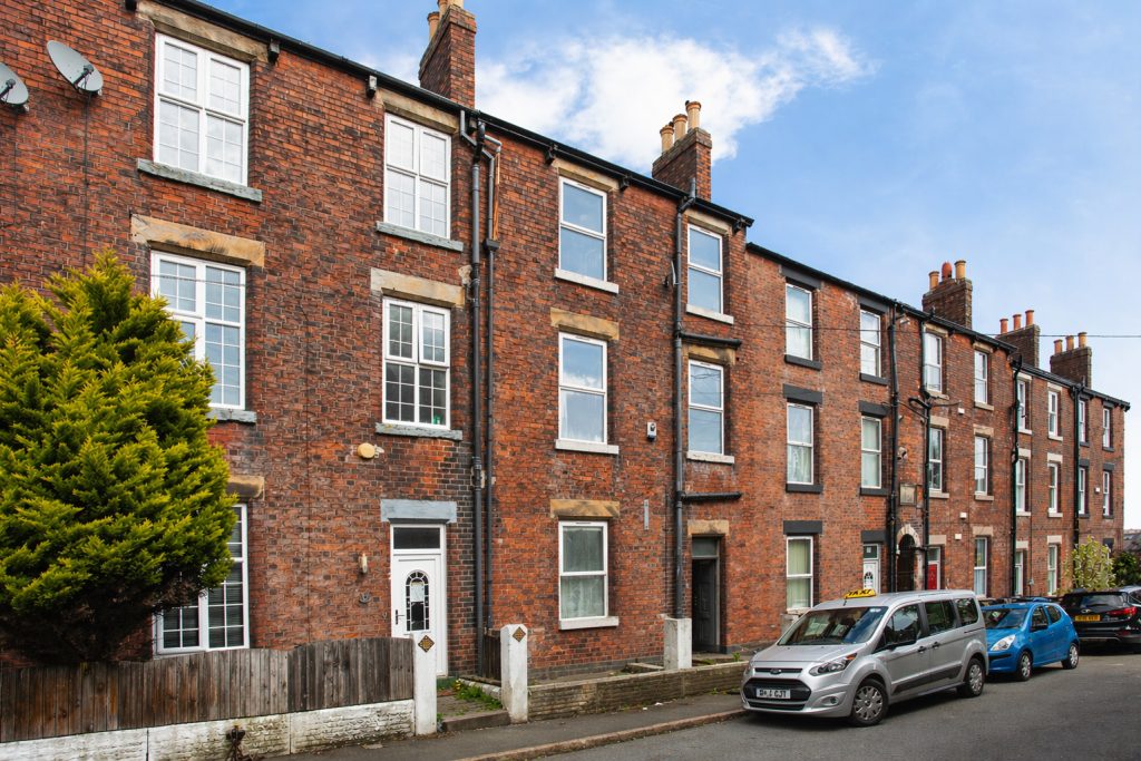Property main image