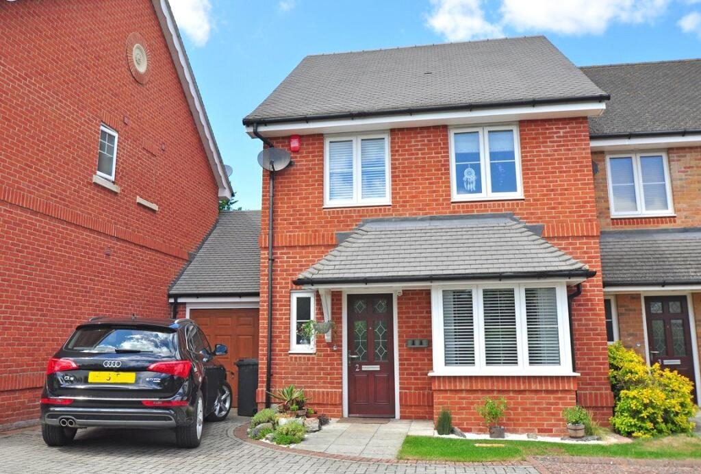 Property main image