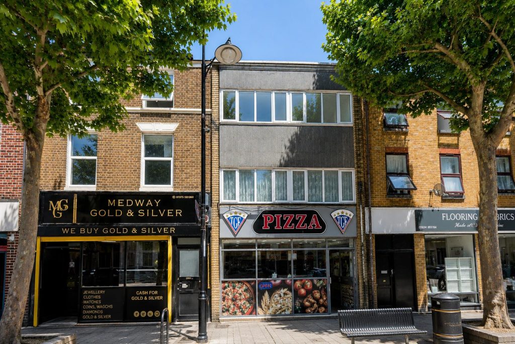 Property main image