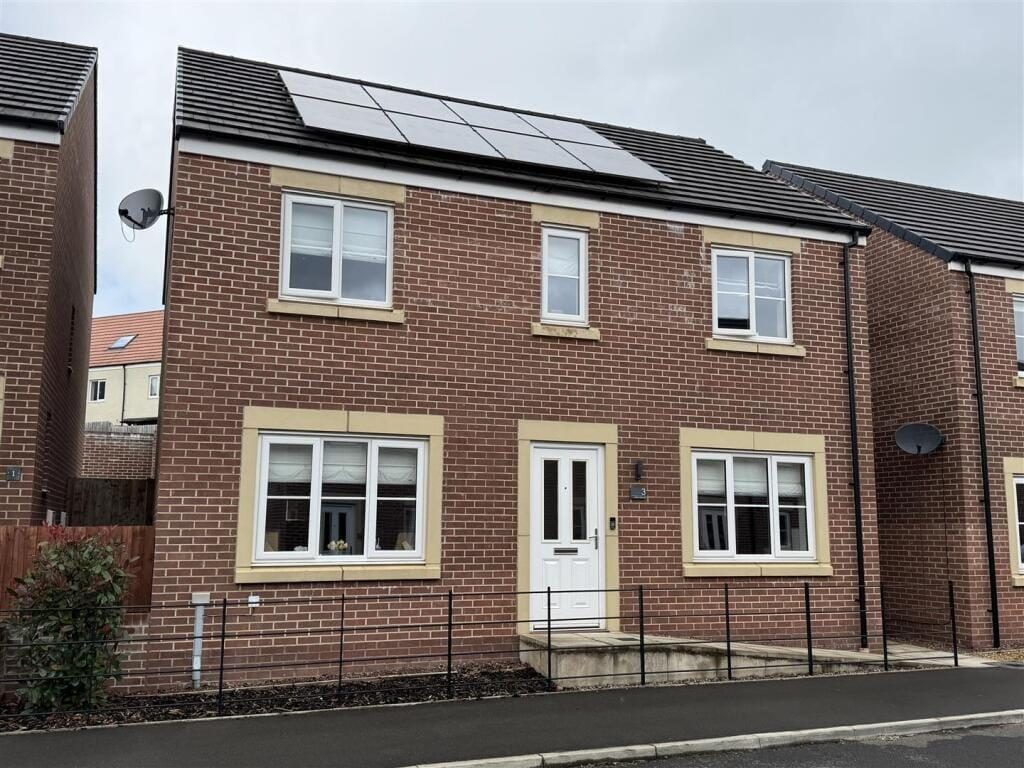 Property main image