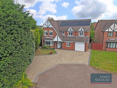 Property on Norman Court, LE2 4UD