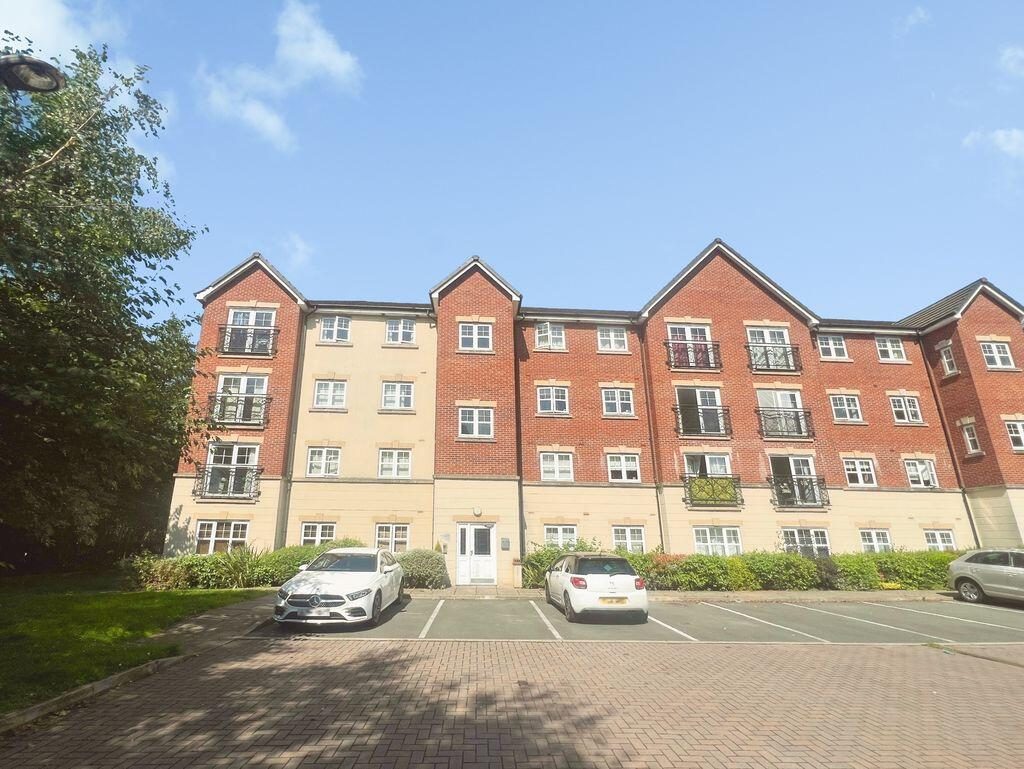 Property main image
