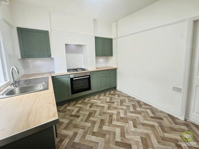 Property on Cross Street, BB10 2HT