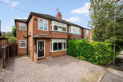 Property on Oak Lane, SK9 6AA