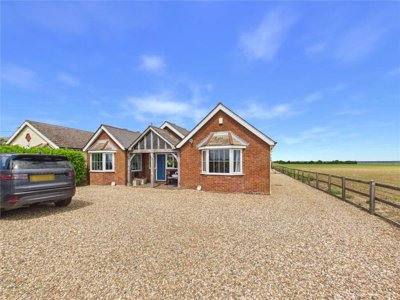 Property on CO5 8SU