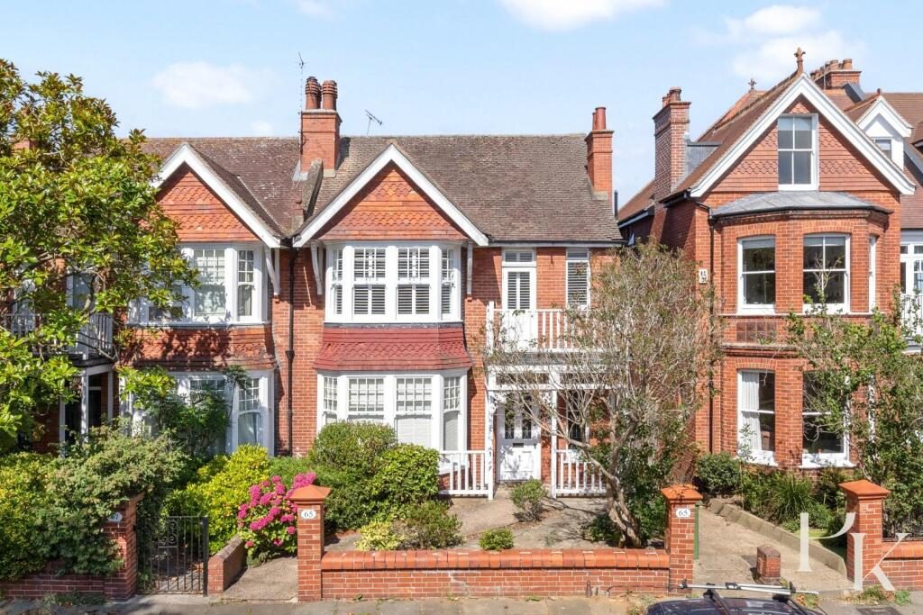Property main image