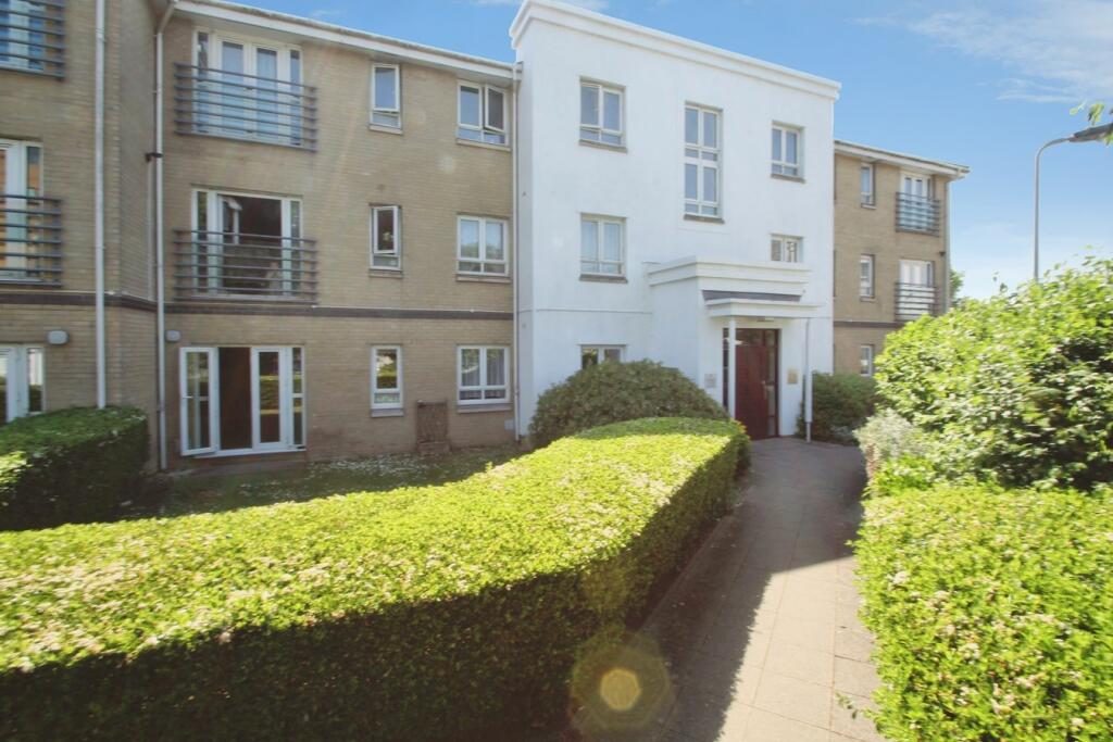 Property main image