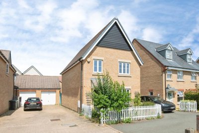 Property on Arnold Rise, SG18 8UF