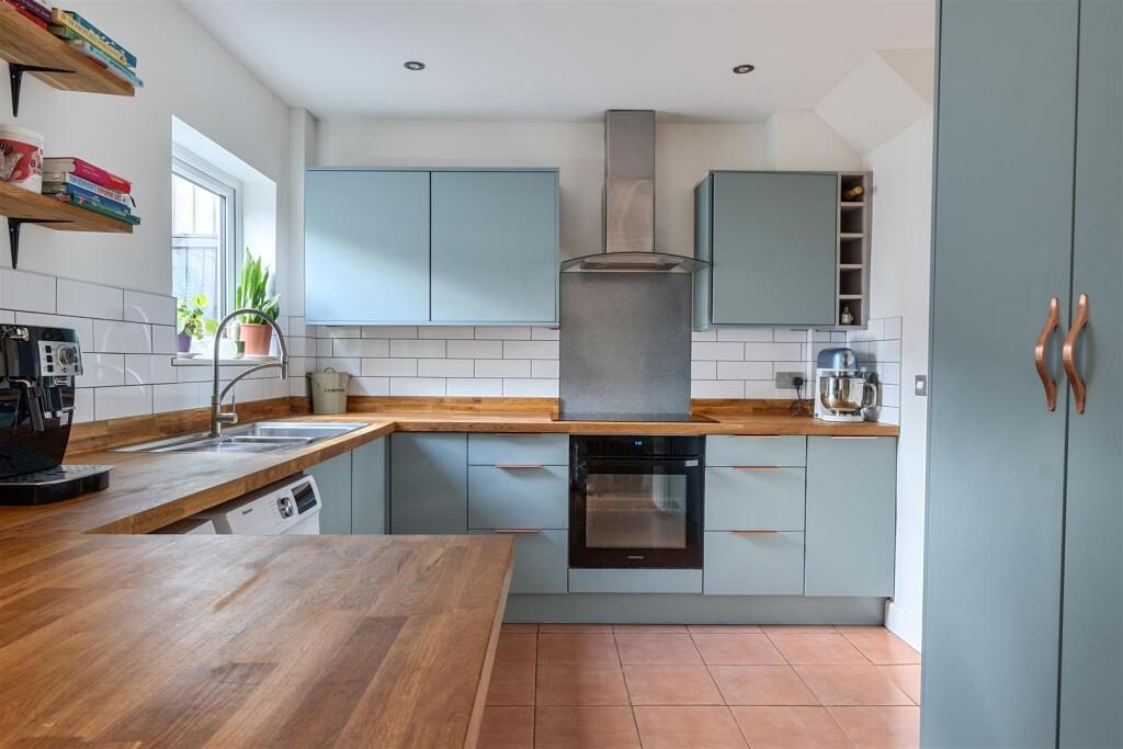 Terraced House