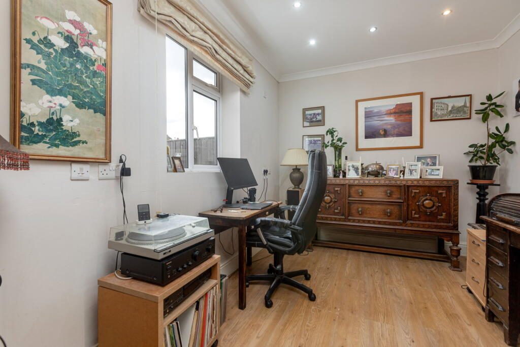Thumbnail 8