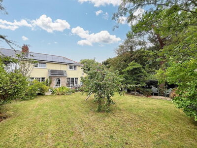 Property on Beach Road, NP10 8SH