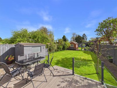 Property on Golf Links Road, HU6 8RA