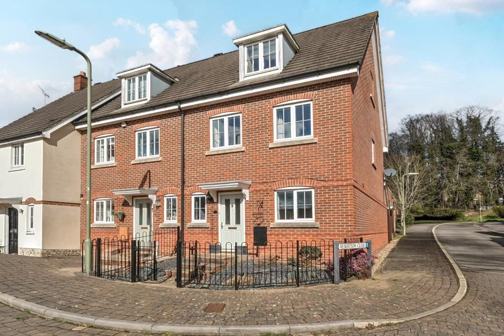 Terraced House