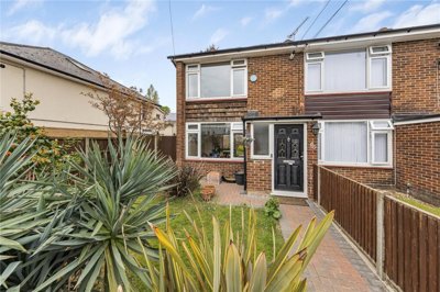 Property on Swan Road, UB7 7LA