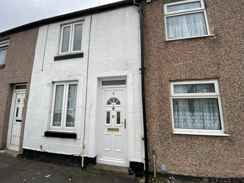 Terraced House