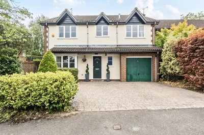 Property on Tees Close, SO53 4RU