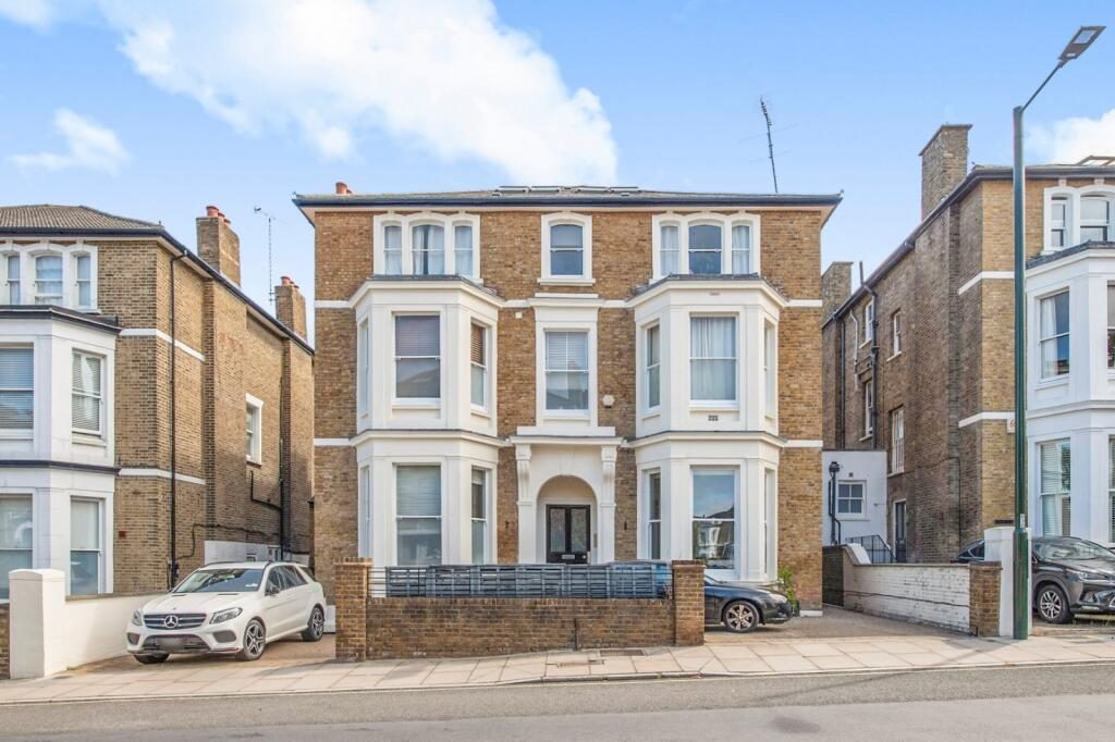 Property main image