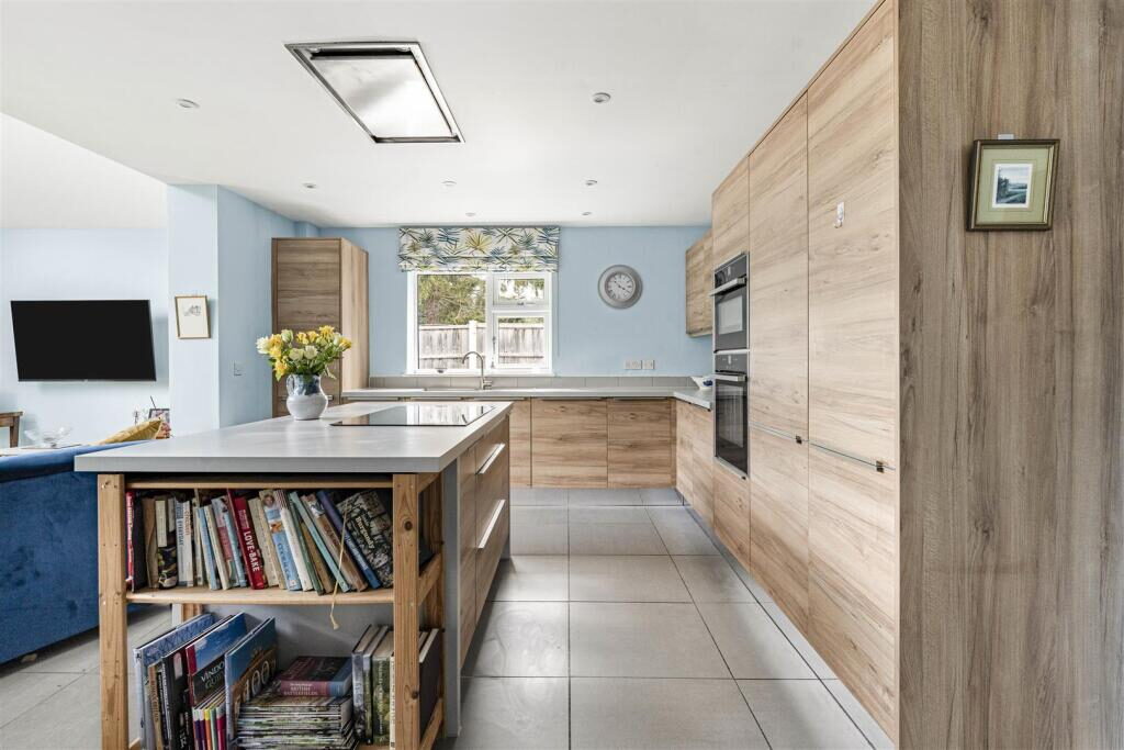 Thumbnail 14