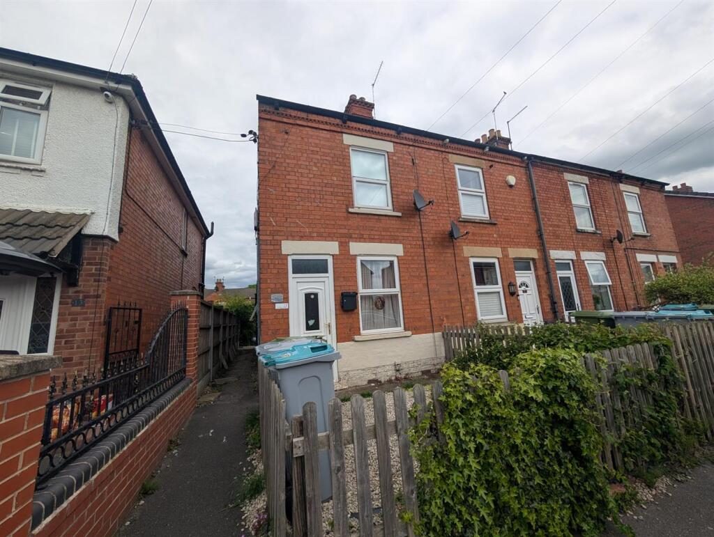 Terraced House