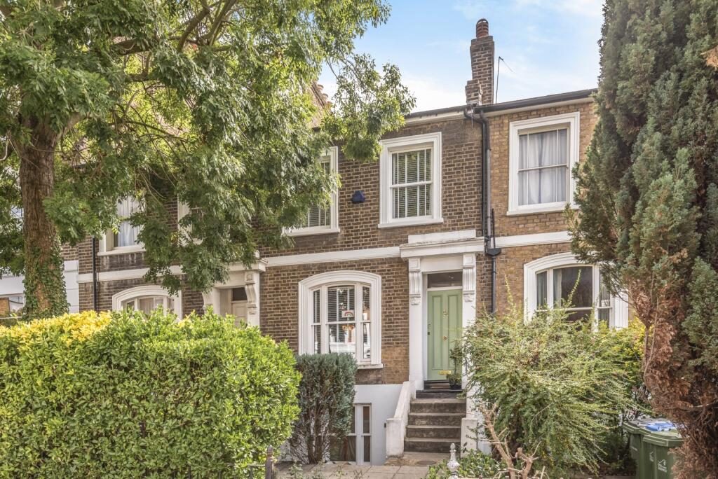 Terraced House