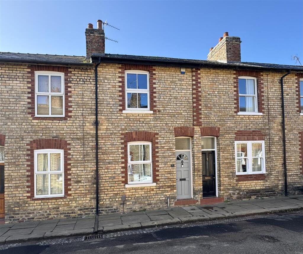 Terraced House
