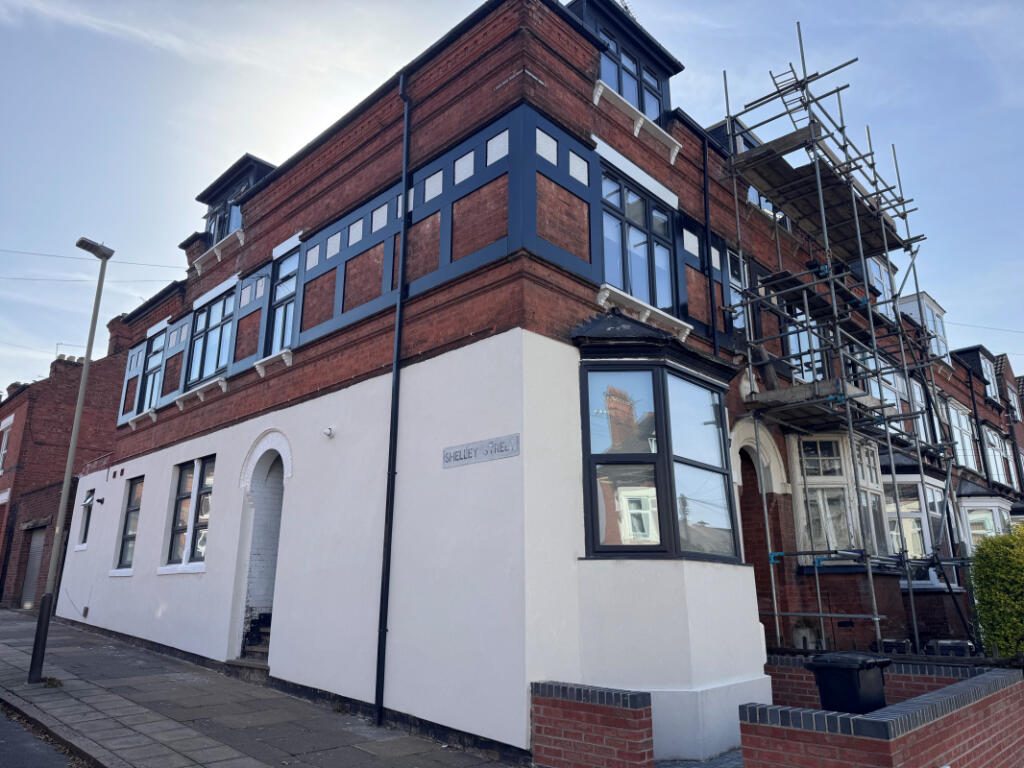 Property main image