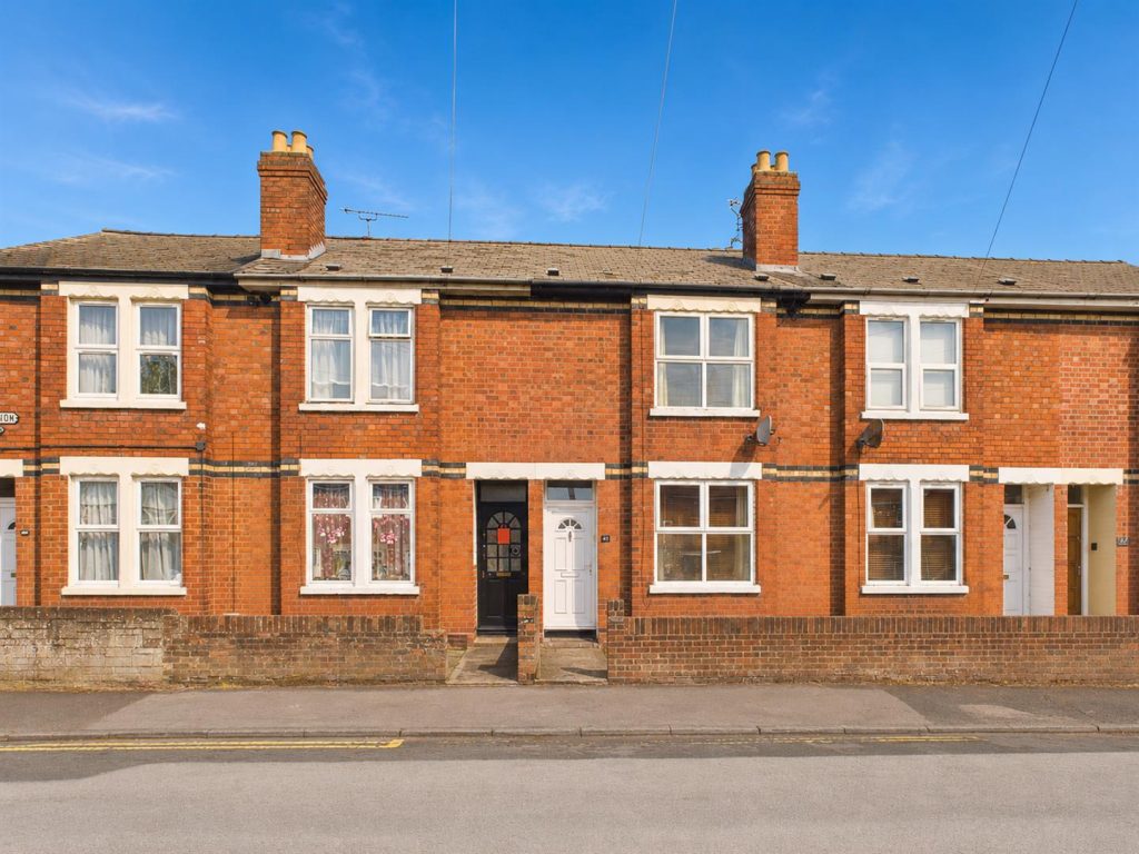 Property main image