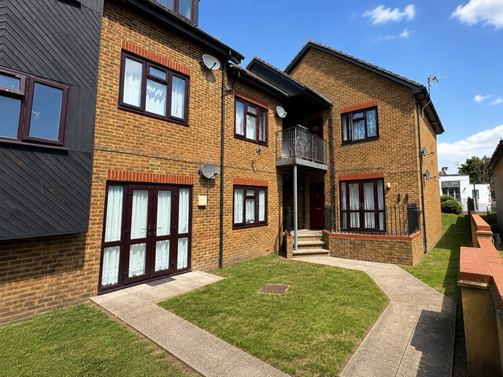 Property main image