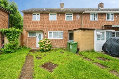 Property on Colburn Close, SO16 9LH