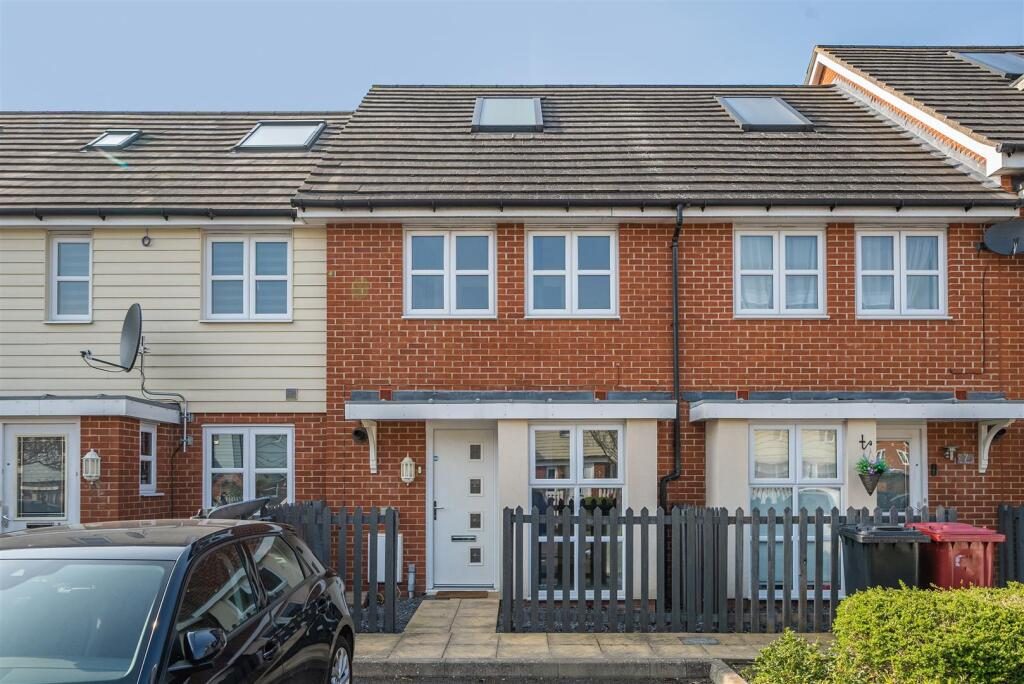 Terraced House